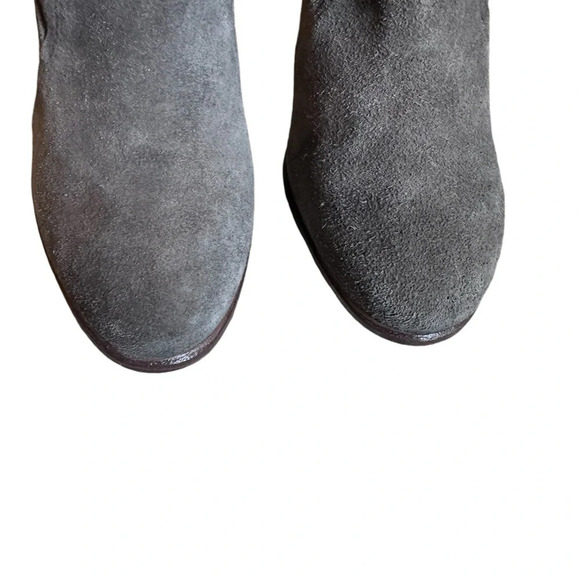 Vince Camuto Fenyia Dark Gray Suede Block Heel Ankle Booties- Women’s 8 - Picture 3 of 13